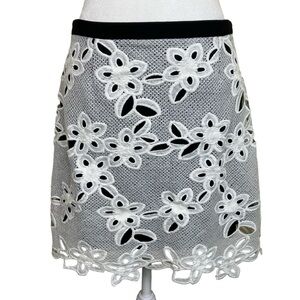 River Island Floral Lace Crochet Mini Skirt High Waisted White Black Sz 4/6